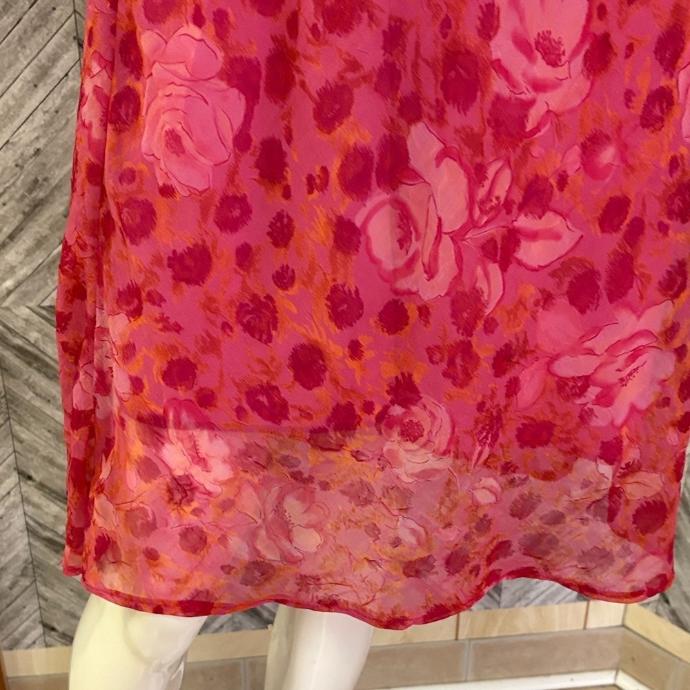 LAura Pink and Red Floral Ruffle dress- see measurements - Picture 6 of 8
